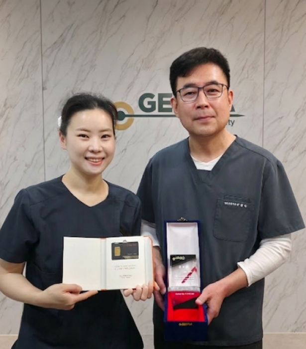 젬마와 함께한 10년, 근속 10주년을 축하합니다